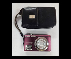 30. Nikon CoolPix S3000 Digital Camera, 12.0 MP, 4X optical zoom (27-108mm) in carrying case.