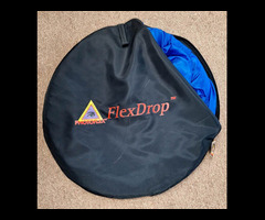 20.	Photoflex BG-5X7 BDISC 58” x 83” Collapsible Chroma Blue Background,