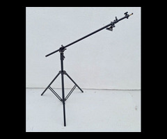 11.	Impact Multiboom 5-section Light Stand IMLSRH 3218 with reflector holder