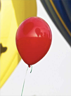 Balloon (Diana Calleja)