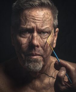 Kintsugi-The Art of Broken Pieces